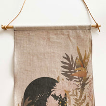 Load image into Gallery viewer, Tropical Deep Green Arch Wall Hanging